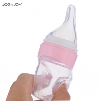 New design baby medicine feeder